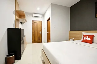 Джакарта: Picasso Inn