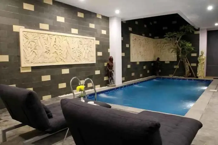 Джакарта: Picasso Inn