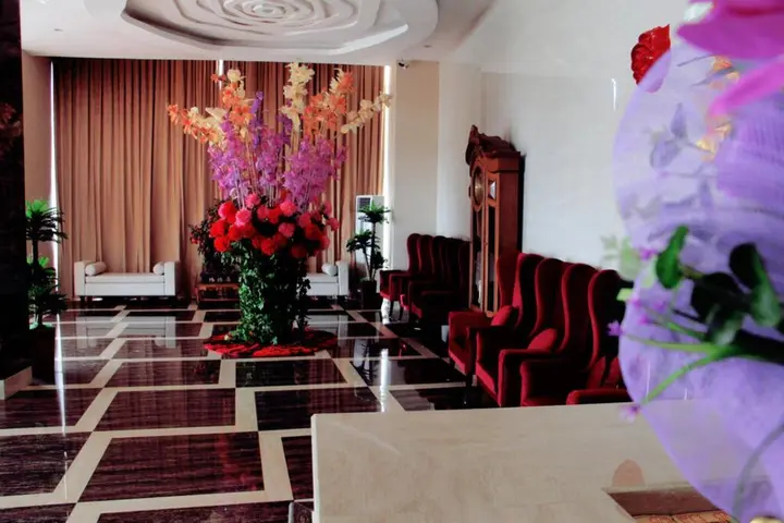 Соронг: The Belagri Hotel and Convention