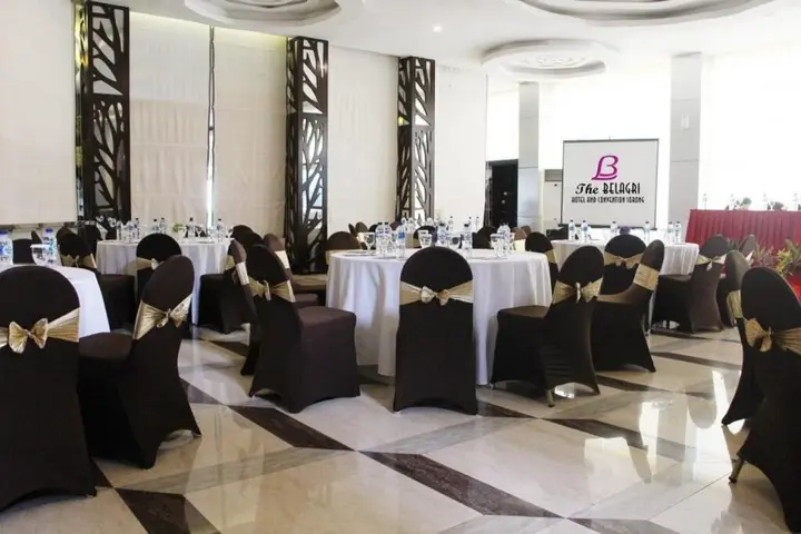 Соронг: The Belagri Hotel and Convention
