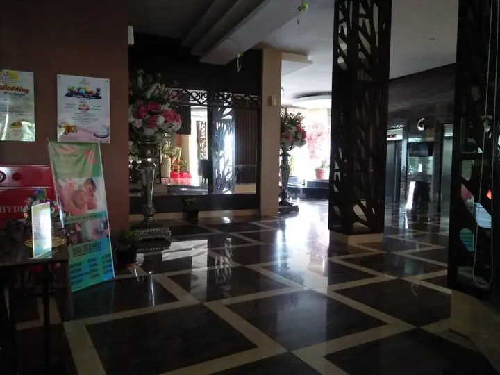 Соронг: The Belagri Hotel and Convention