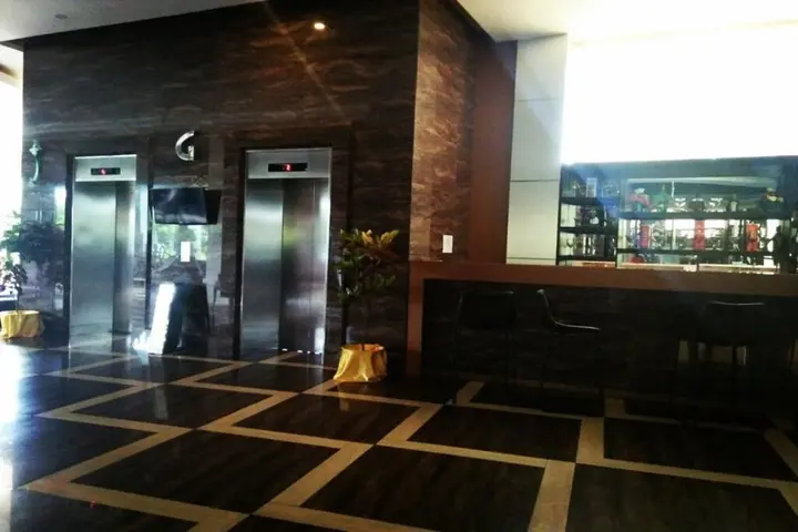 Соронг: The Belagri Hotel and Convention