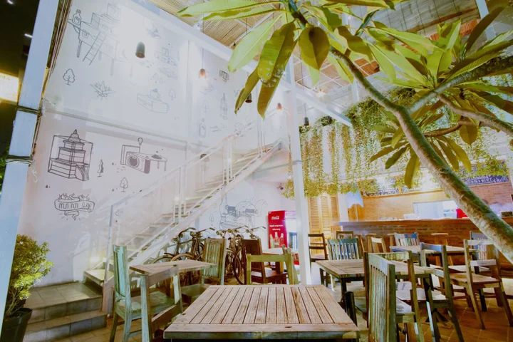 Джокьякарта: Adhisthana Hotel