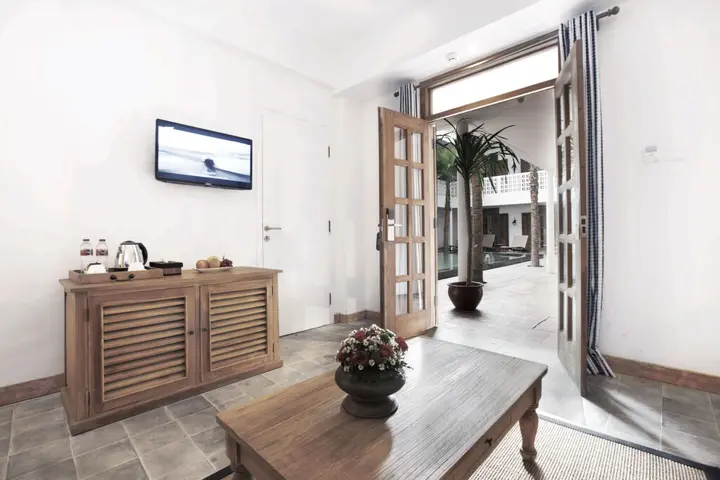 Джокьякарта: Adhisthana Hotel