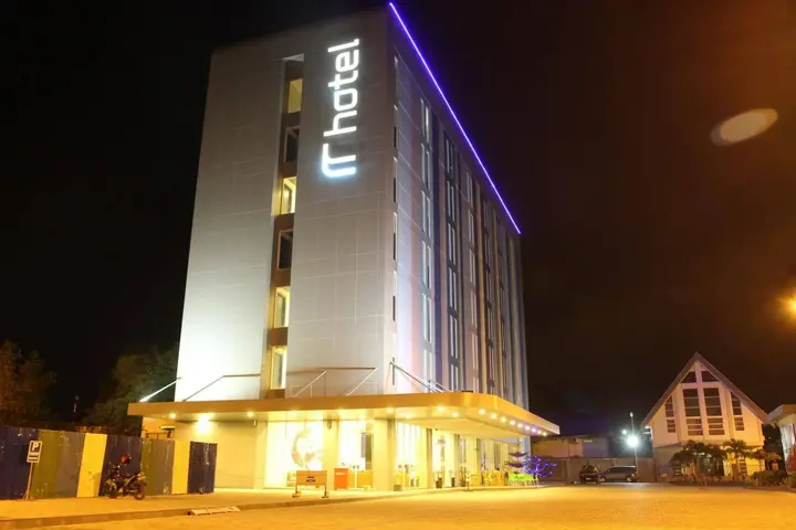Палу: Roa Roa hotel Palu