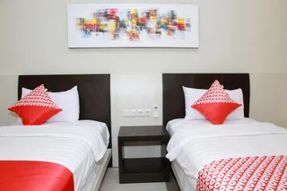 Палу: OYO 1656 Parama Su Hotel