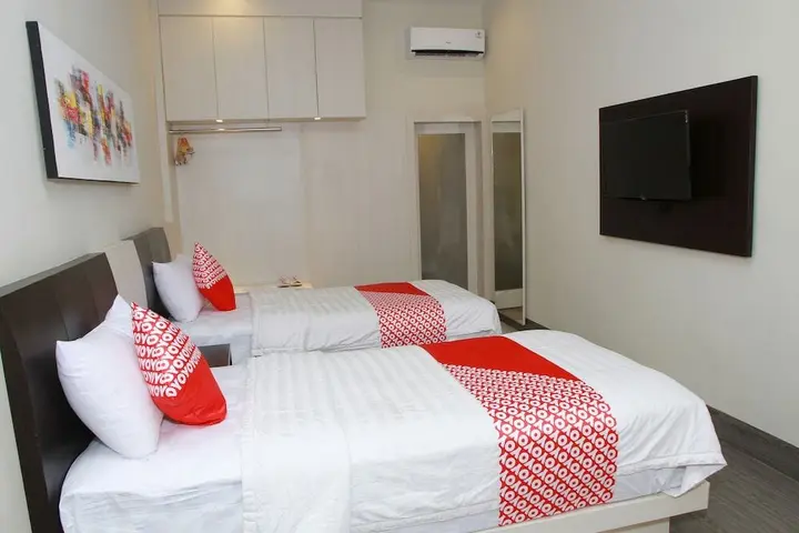 Палу: OYO 1656 Parama Su Hotel