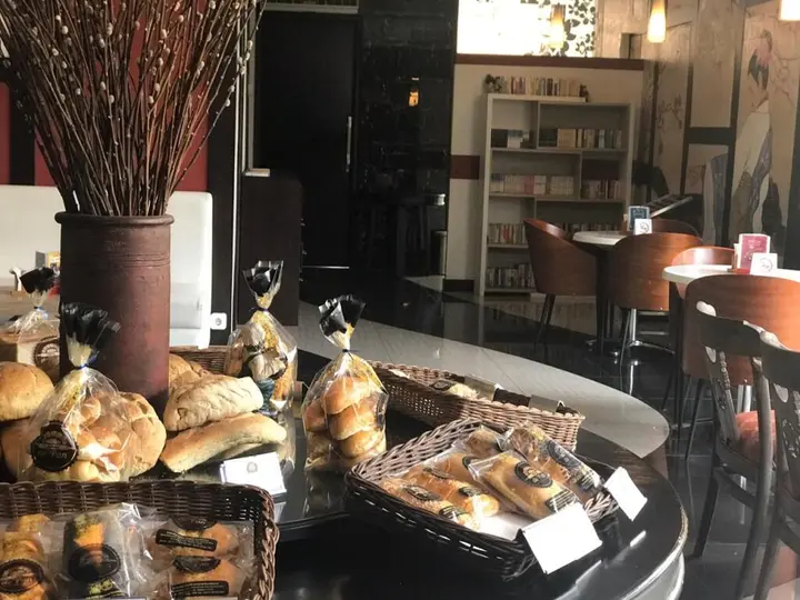 Сукамахи: Sakura Park Hotel & Residence