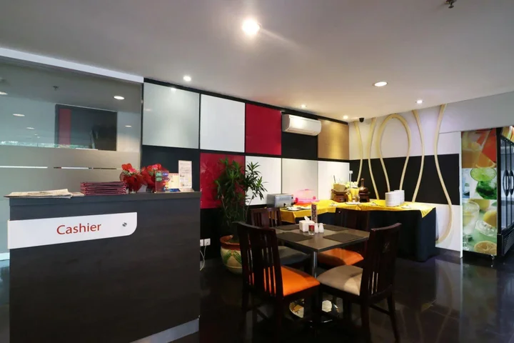 Джакарта: D'Hotel Jakarta
