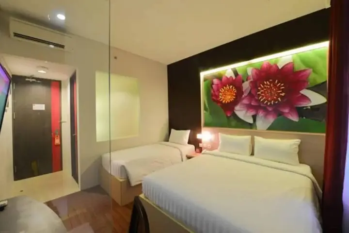 Джакарта: D'Hotel Jakarta
