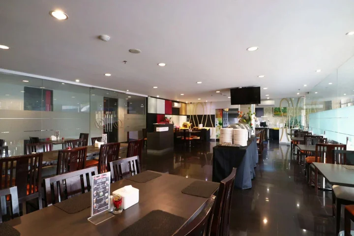 Джакарта: D'Hotel Jakarta