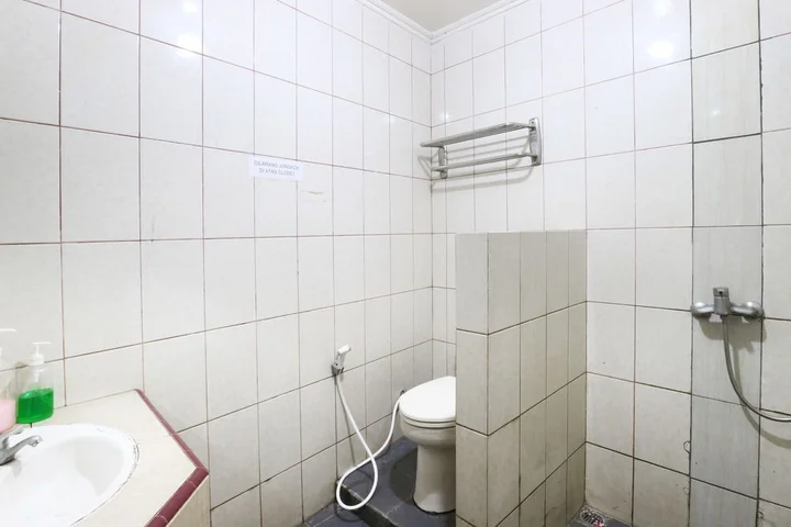 Джакарта: Wisma Nely Murni