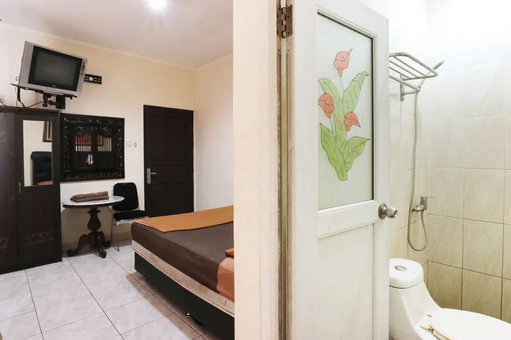 Джакарта: Wisma Nely Murni