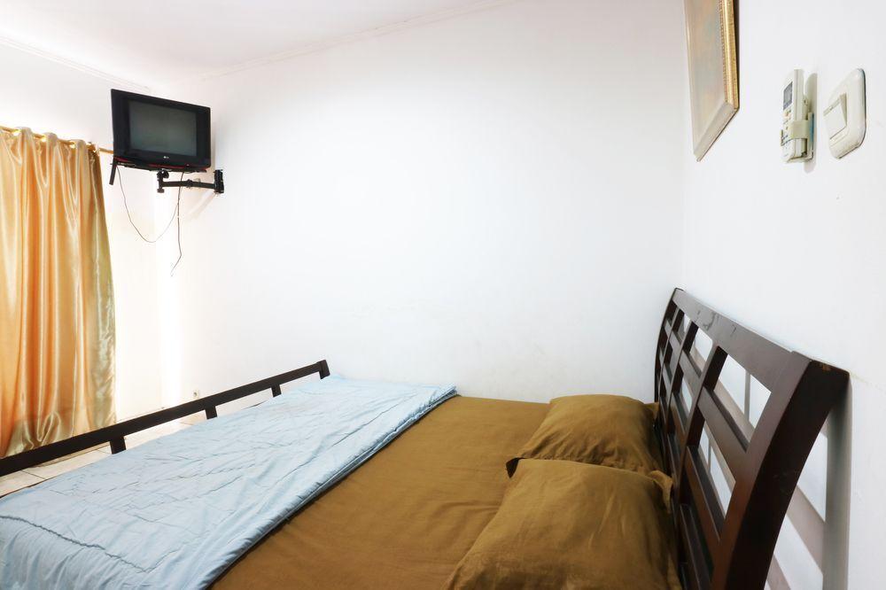 Джакарта: Wisma Nely Murni