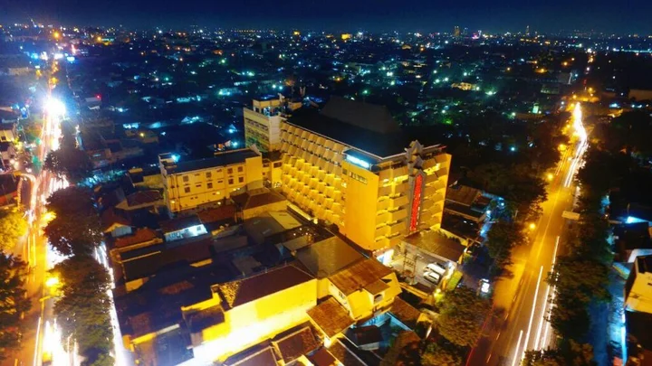 Суракарта: Hotel Asia