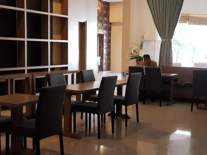 Манадо: Miracle Hotel Manado