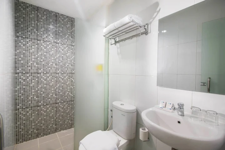 Джакарта: Hotel 88 Mangga Besar 62 by WH