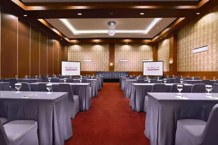 Рембанг: Aston Inn Rembang