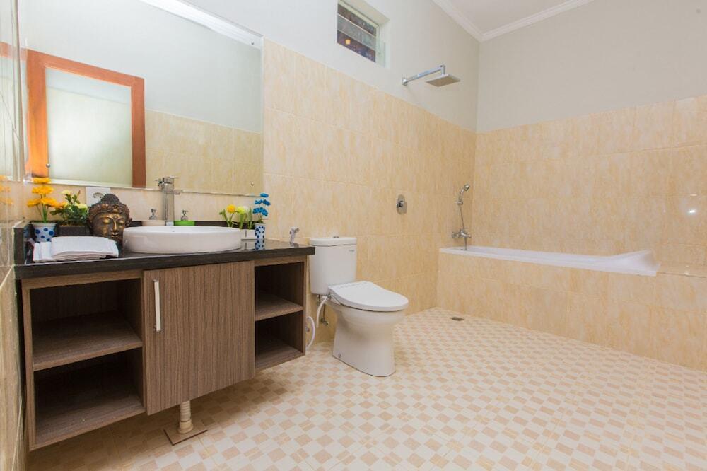 Кута: Villa Harmony Seminyak