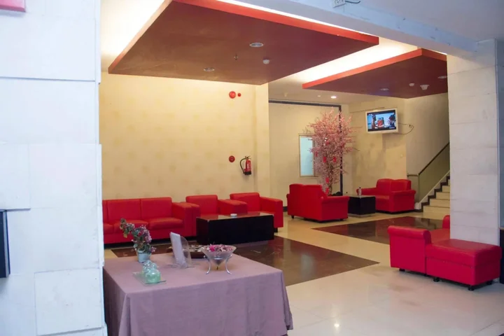 Бандунг: Townhouse Oak Cihampelas Near Ciwalk Formerly Promenade Hotel