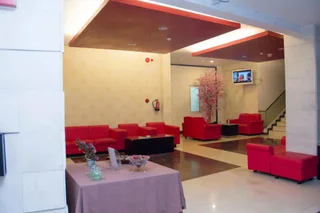 Бандунг: Townhouse Oak Cihampelas Near Ciwalk Formerly Promenade Hotel
