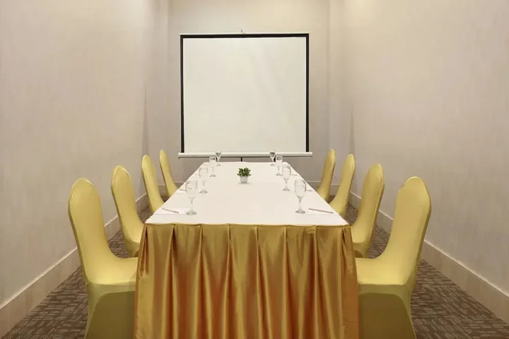 Соронг: Swiss-Belhotel Sorong