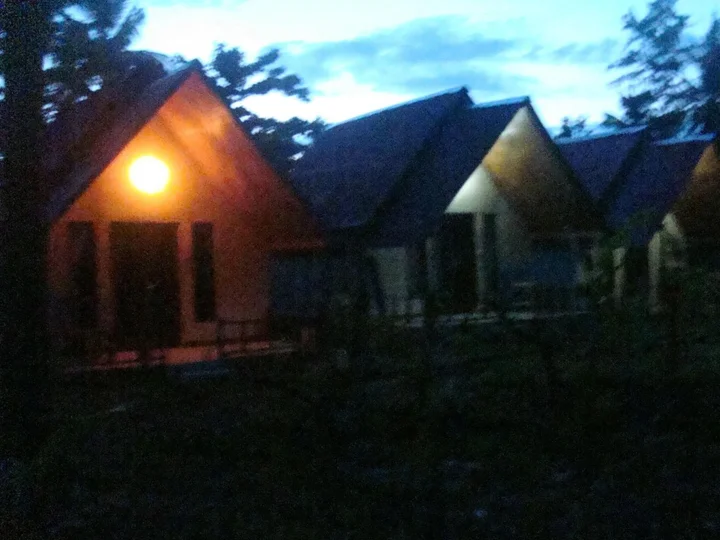 Гили-Мено: Mente Indah Cottages