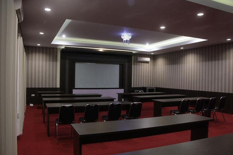 Чиребон: Sapadia Hotel Cirebon