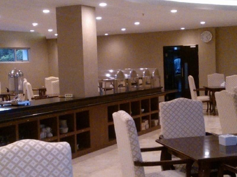 Чиребон: Sutan Raja Cirebon Hotel