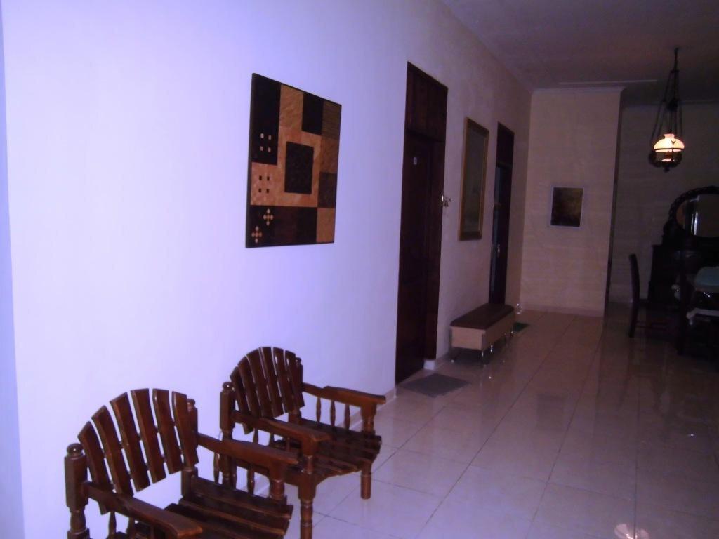 Джокьякарта: Griya Putri Dewi Family Guest House