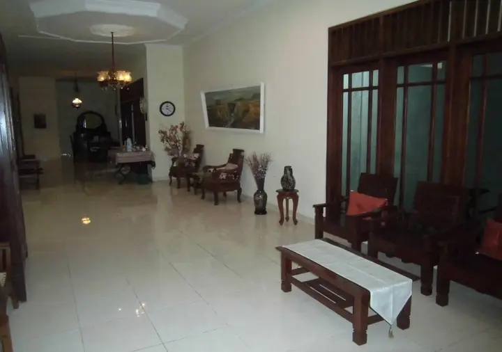 Джокьякарта: Griya Putri Dewi Family Guest House