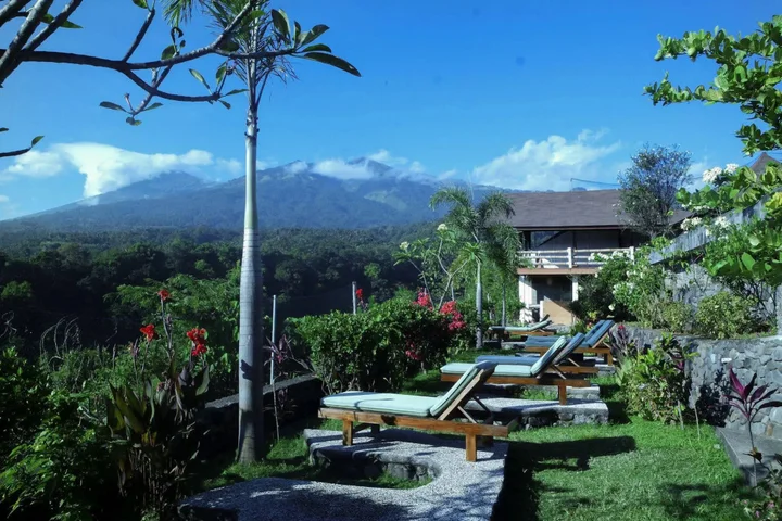 Сенару: Rinjani Lodge