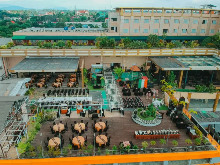 Банджанбару: Grand Qin Hotel Banjarbaru Syariah