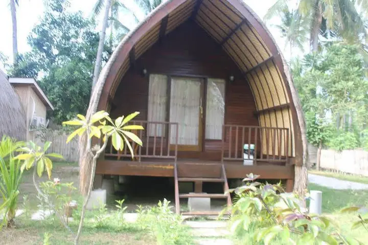 Гили Аир: The Raiq Bungalow