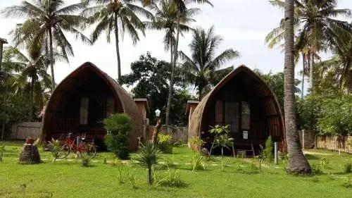 Гили Аир: The Raiq Bungalow
