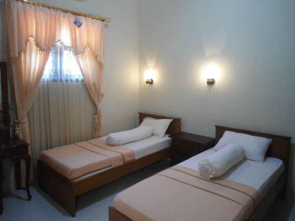 Джокьякарта: Madani Syariah Hotel
