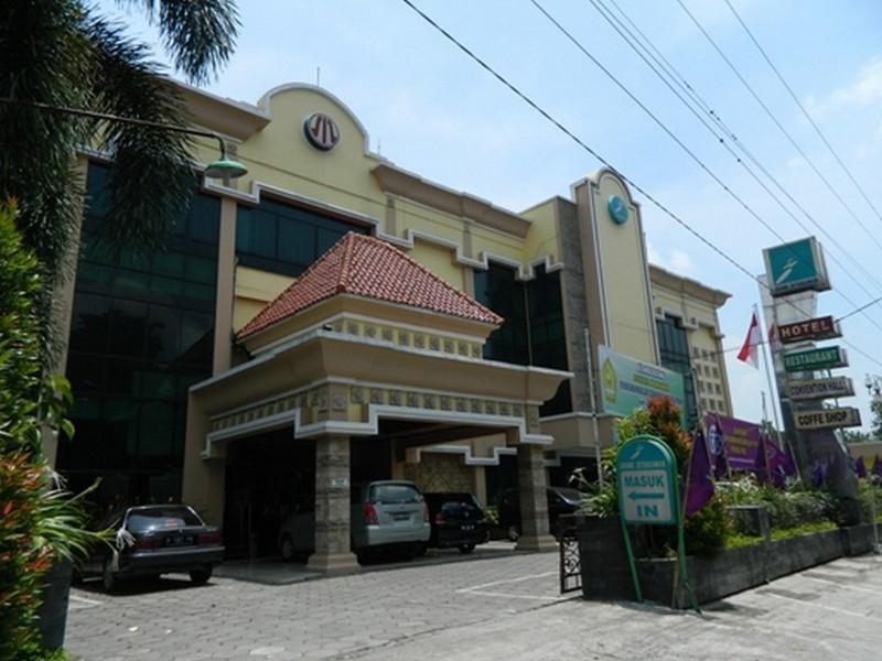 Суракарта: Grand Setiakawan Hotel