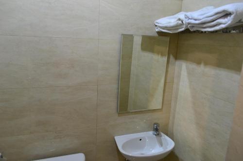 Джокьякарта: Family Budget Hotels F77