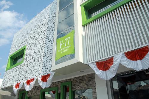 Джокьякарта: Family Budget Hotels F77