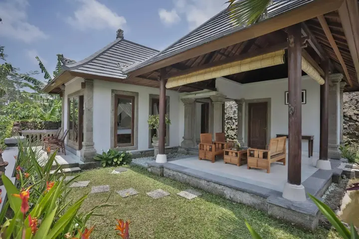 Табанан: Villa Annapurna River View
