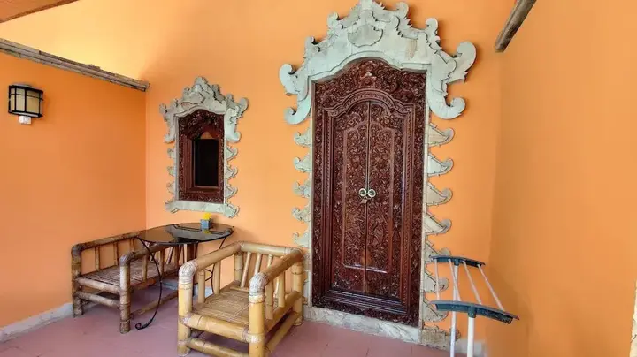 Сукасада: Keyani's Bungalow