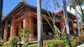 Сукасада: Keyani's Bungalow