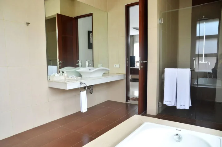 Бандунг: BreezeBlows City View 5BR with Pool + Familly Room