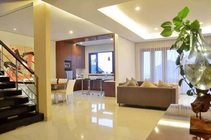 BreezeBlows City View 5BR with Pool + Familly Room — фото 3