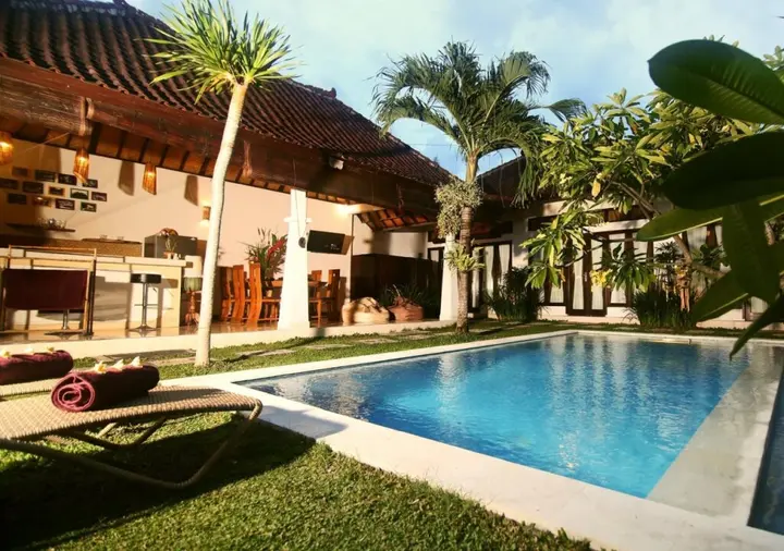Кута: Villa Rani