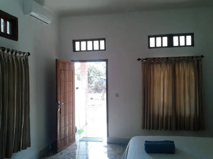 Гили-Мено: Putri Homestay