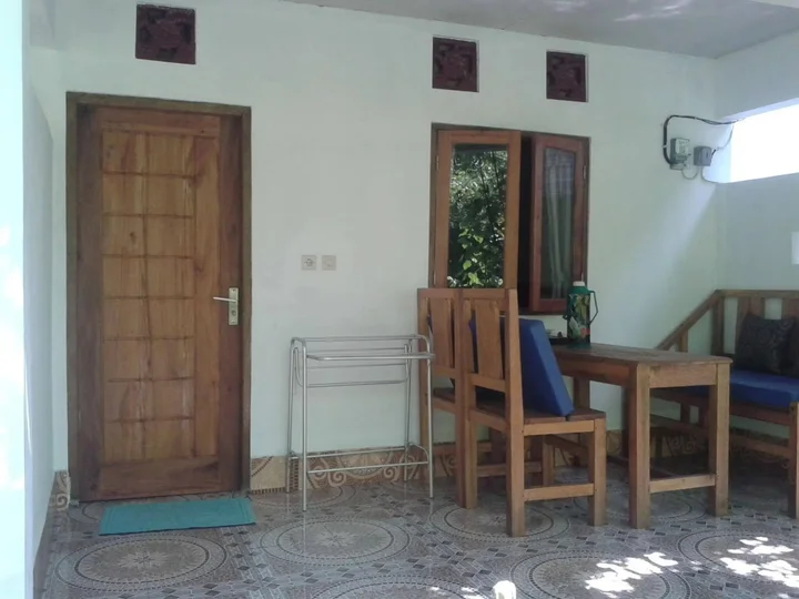 Гили-Мено: Putri Homestay