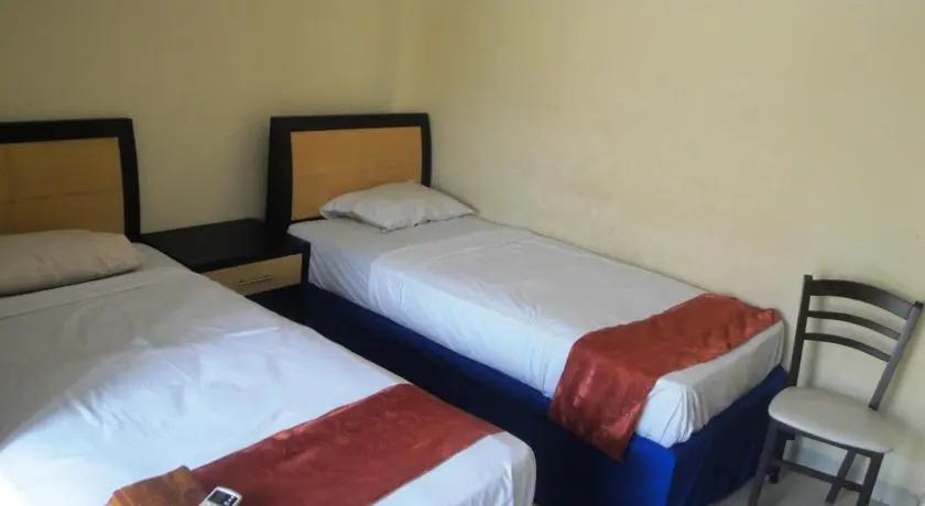Горонтало: Astro Hotel