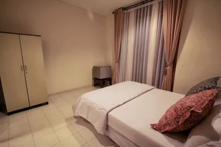 Бандунг: Villa Mawar Syariah, 3 BR, Nice View ke Bukit
