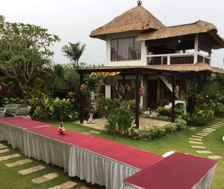 Джимбаран: Hill Dance Bali American Hotel